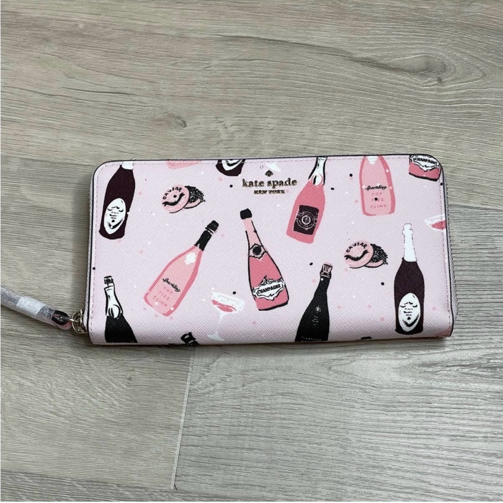 New with tags Kate Spade Shore Street Margaret’s Champagne  wallet - Picture 3 of 8